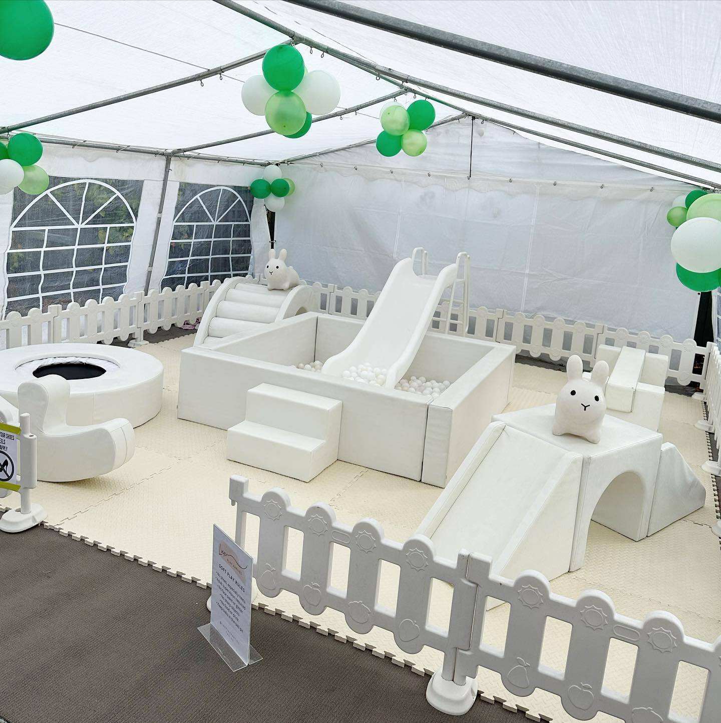 White Soft Ball Pool Toy Set R - đánh giá và giá Power Tools Rental